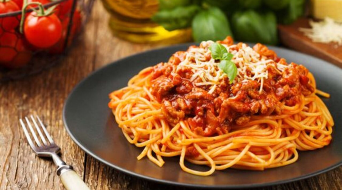 Espaguete à Bolonhesa